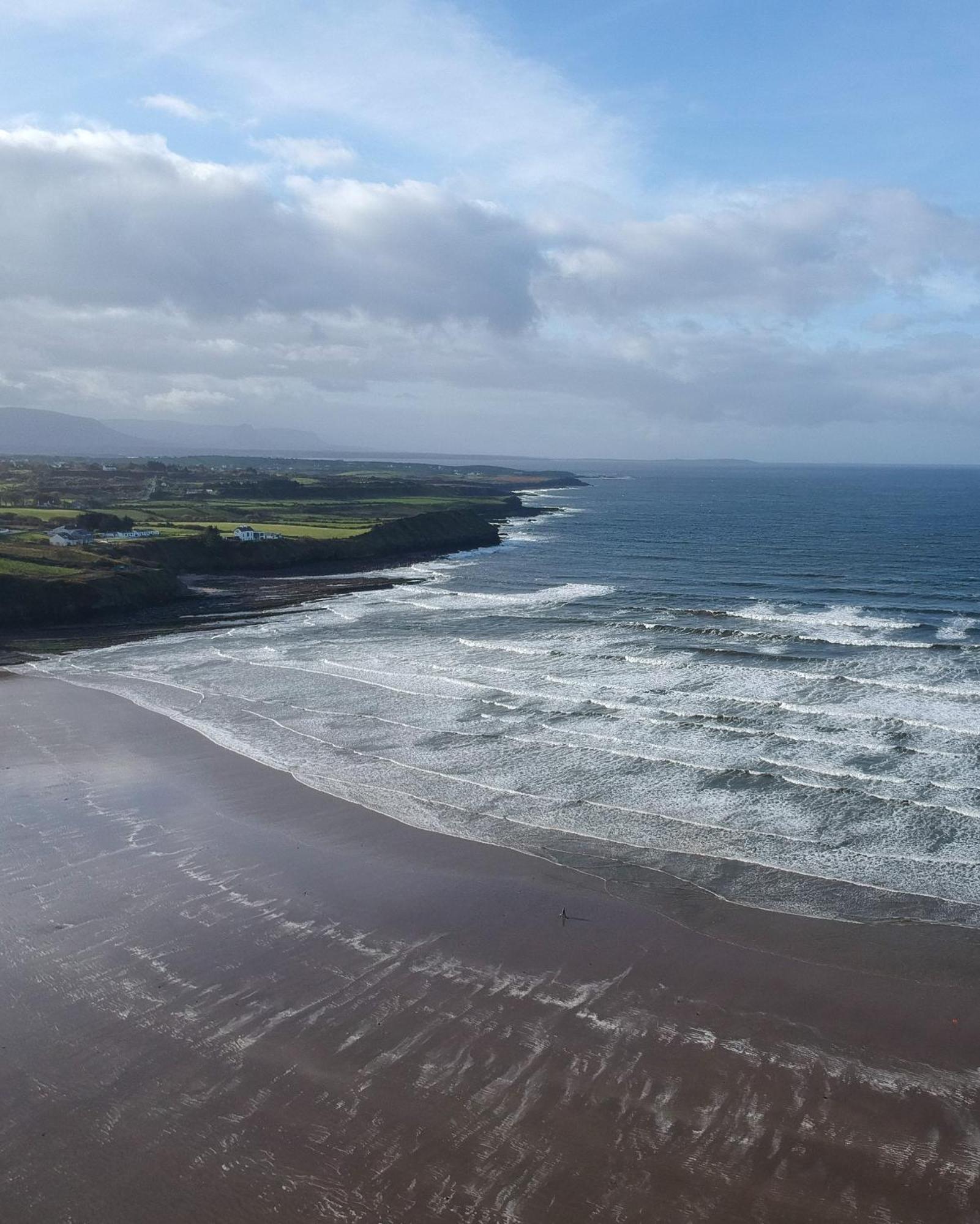 Innis Breeze - Between Murvagh & Rossnowlagh Beaches * Donegal Town